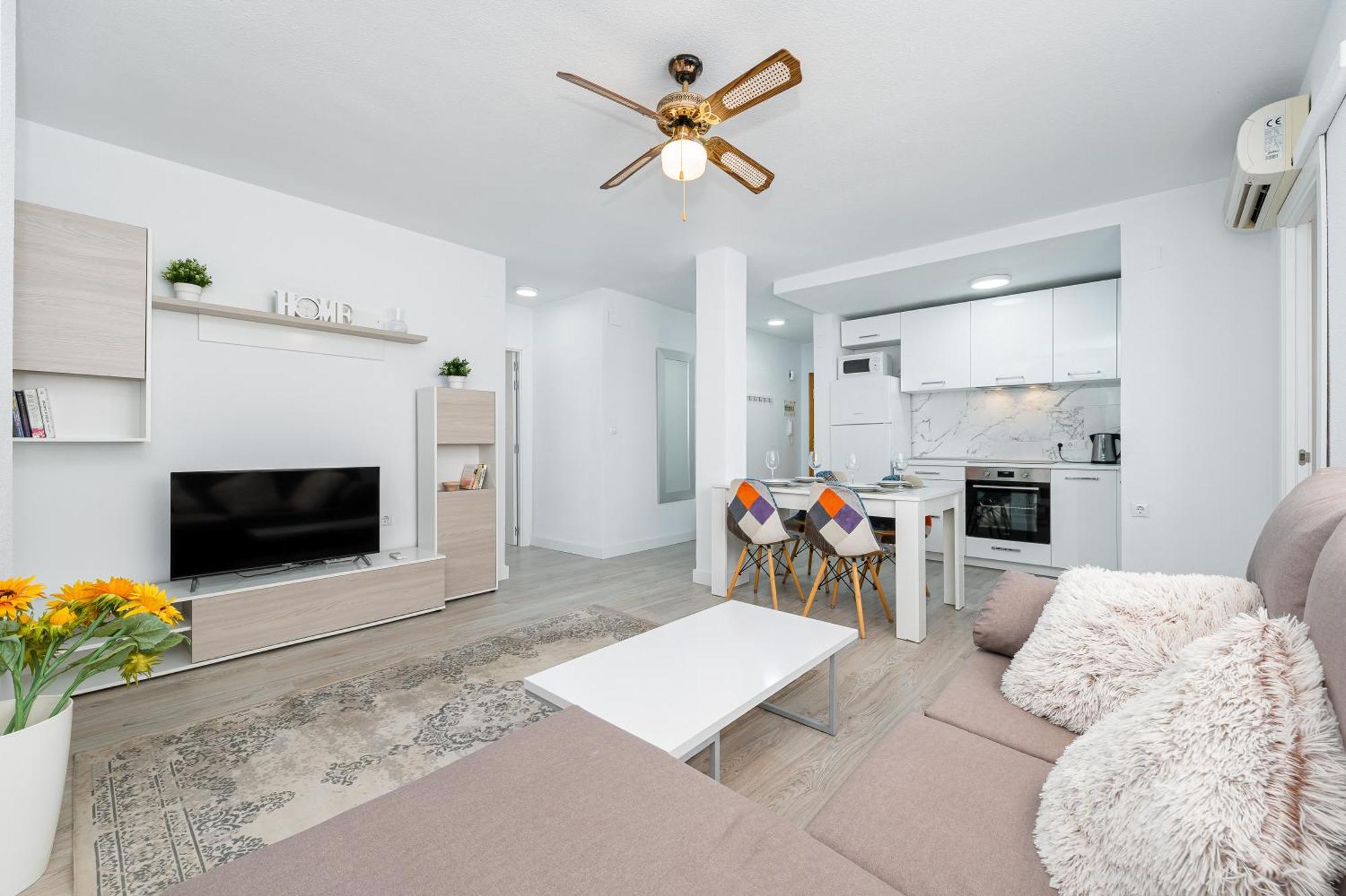 Apartamento En Centro ตอร์เรเวียคา ภายนอก รูปภาพ
